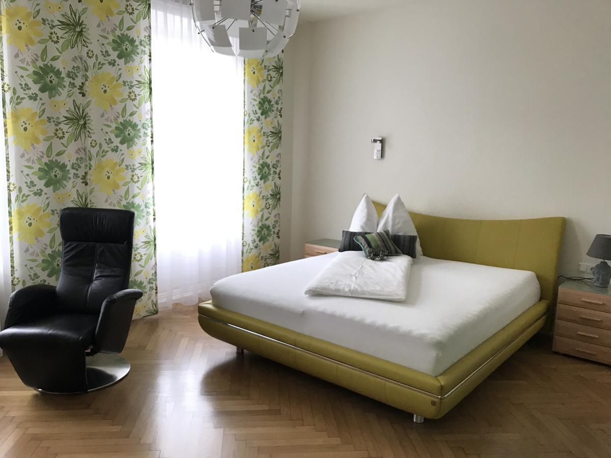 Hotel Bellini ลีโอเบน ภายนอก รูปภาพ